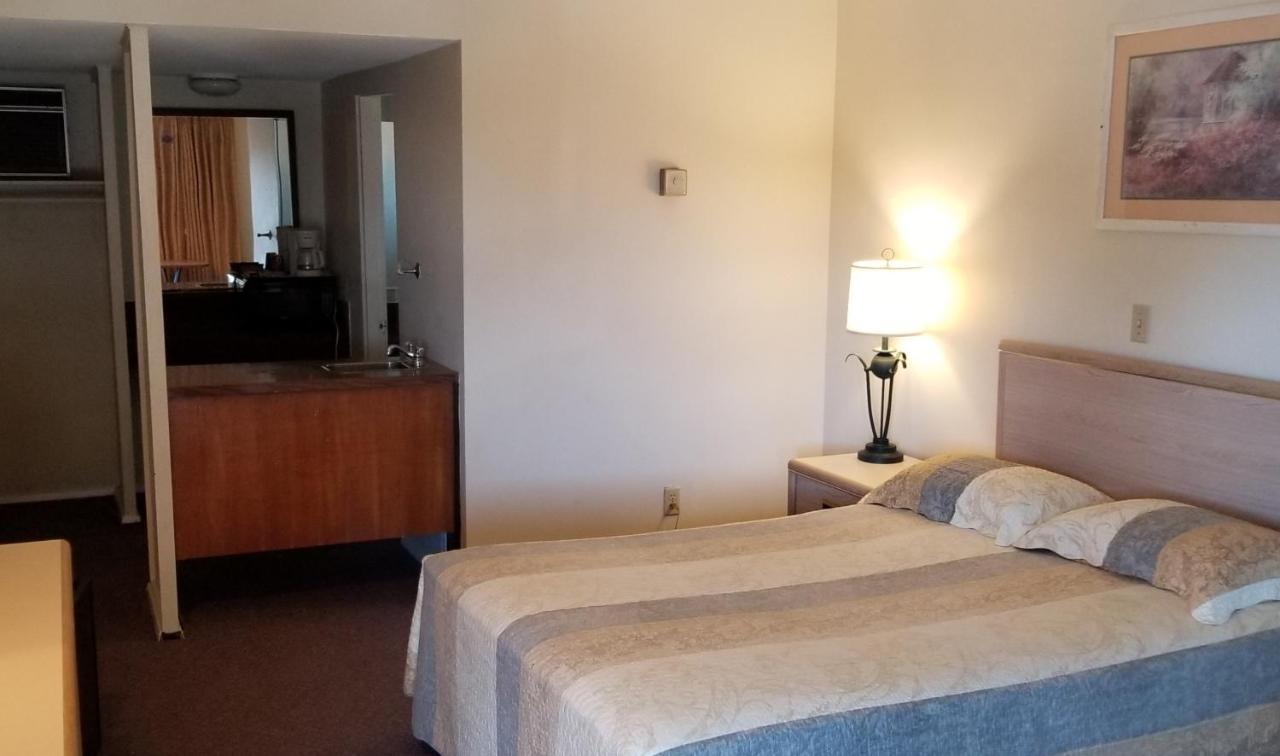 Slumber Lodge Williams Lake Bagian luar foto