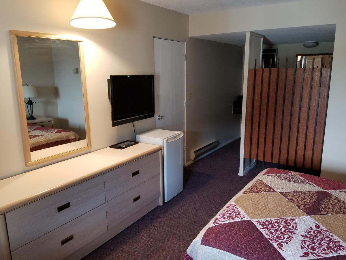 Slumber Lodge Williams Lake Bagian luar foto
