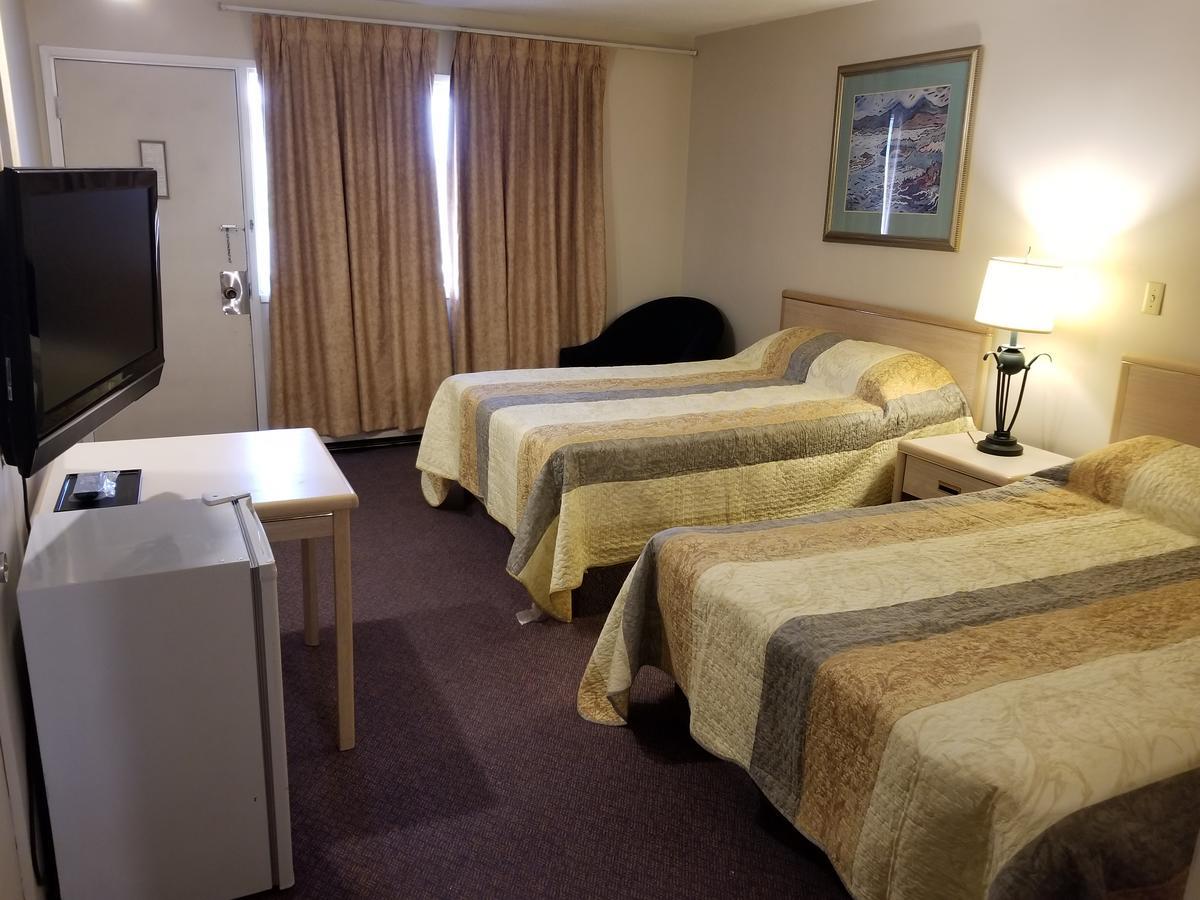 Slumber Lodge Williams Lake Bagian luar foto